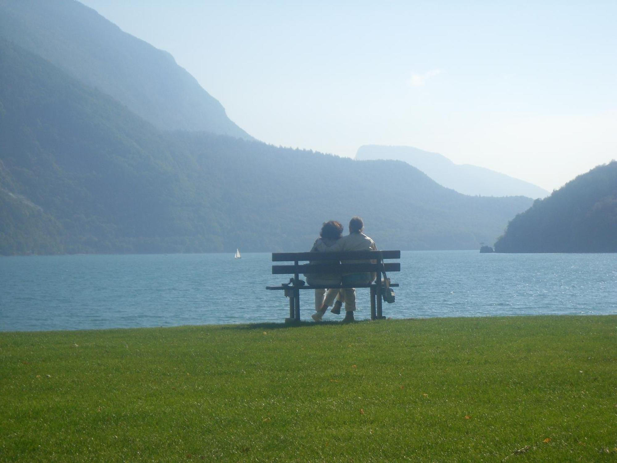 Garni Lago Alpino Molveno Buitenkant foto